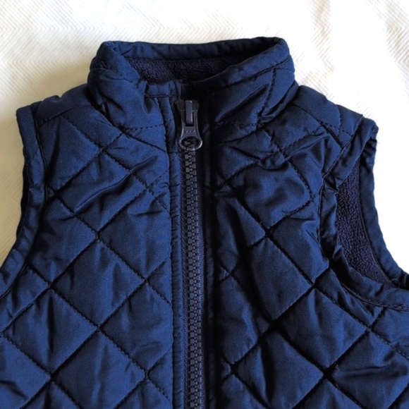 old navy blue quilted zip-up fleece lined vest 0-3 months baby - Picture 2 of 5